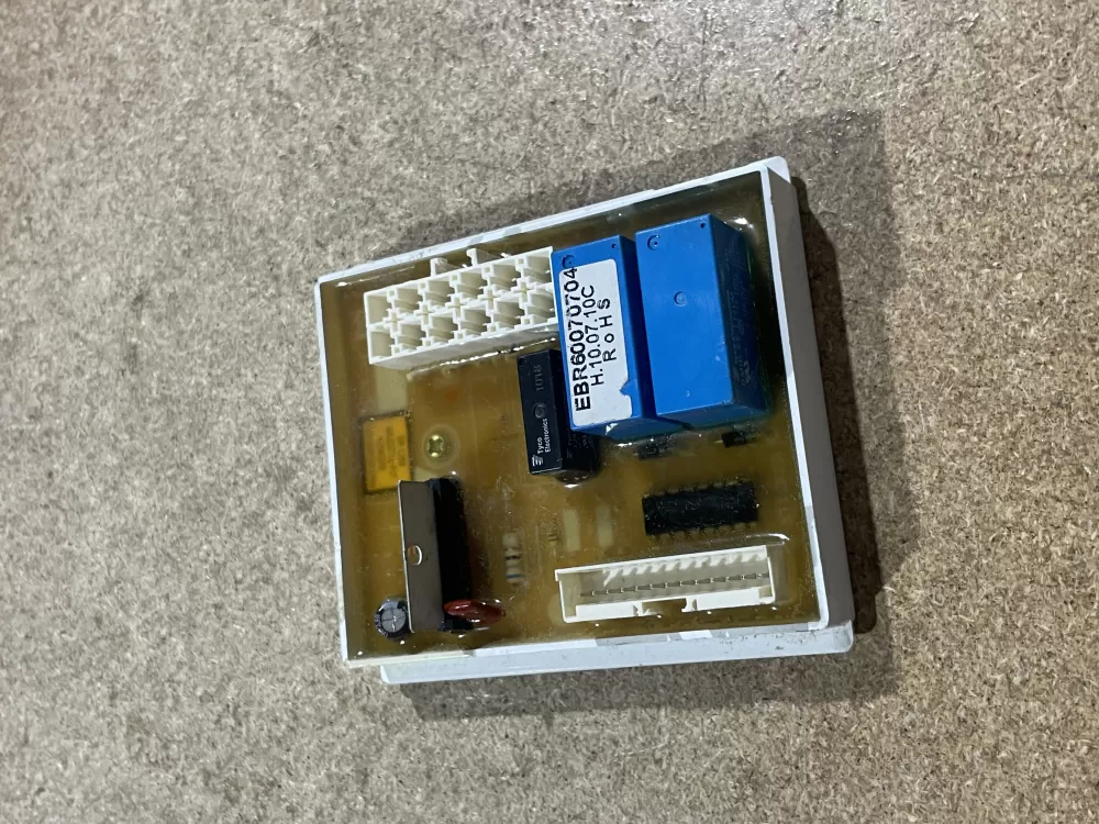 Kenmore LG EBR60070704 Refrigerator Control Board Dispenser AZ59480 | Wm2004