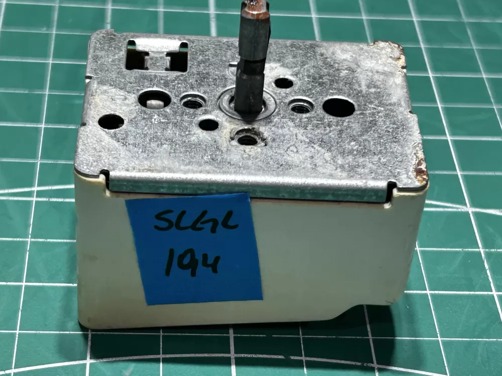 GE Range 164D1816P12 Infinite Burner Switch Control AZ168148 | Sl193