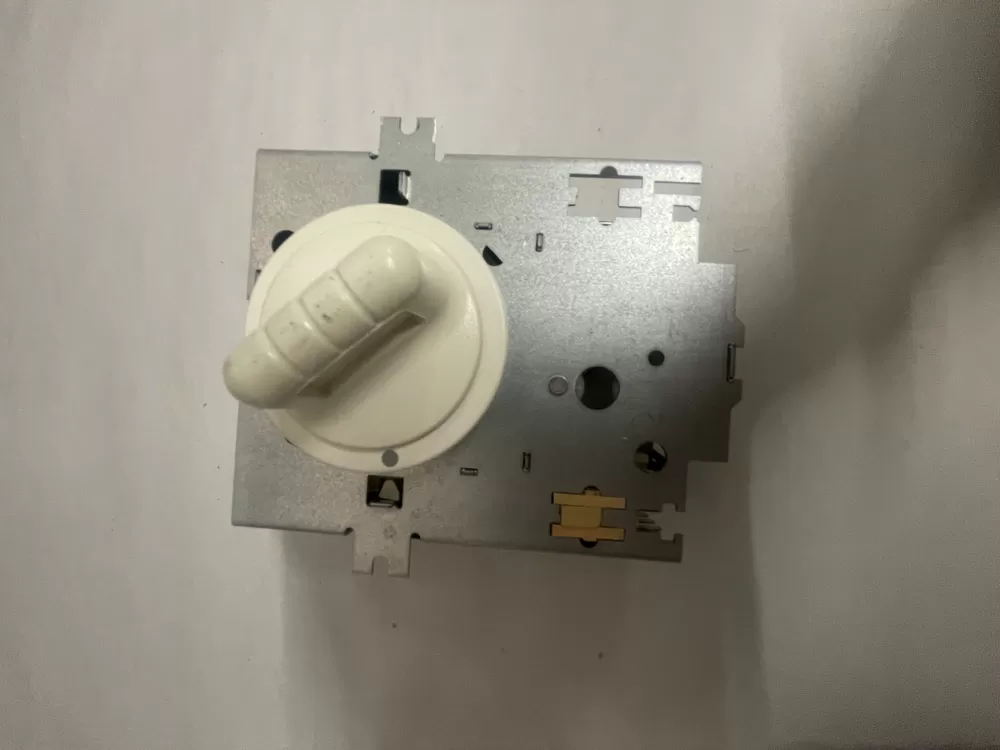SpeedQueen 31239P Washer Timer Control AZ203768 | KM655