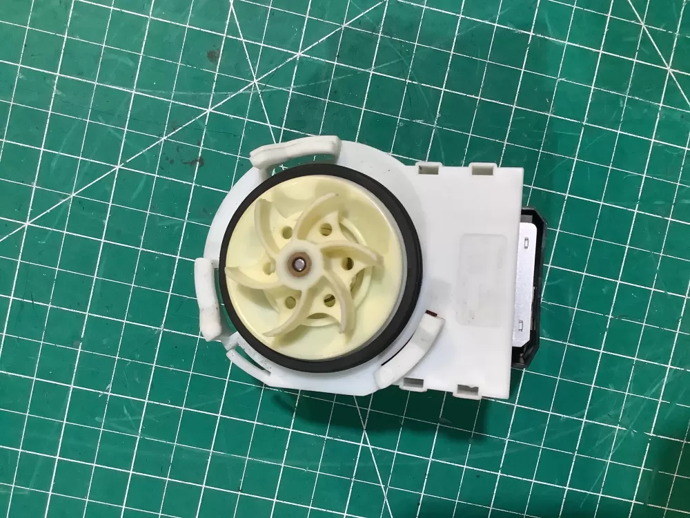 GE DISHWASHER DRAIN PUMP WD19X25622 265D3376G001 AZ229732 | SLA148