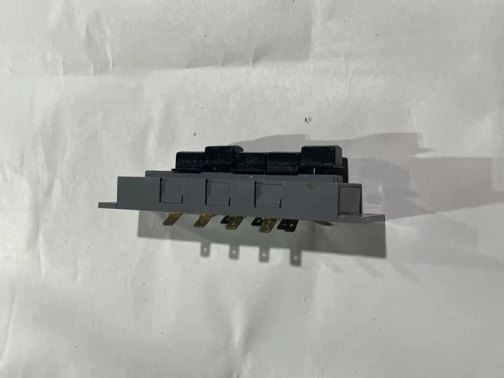 Frigidaire 154470101 Dishwasher Push Button Switch AZ168104 | Wm579