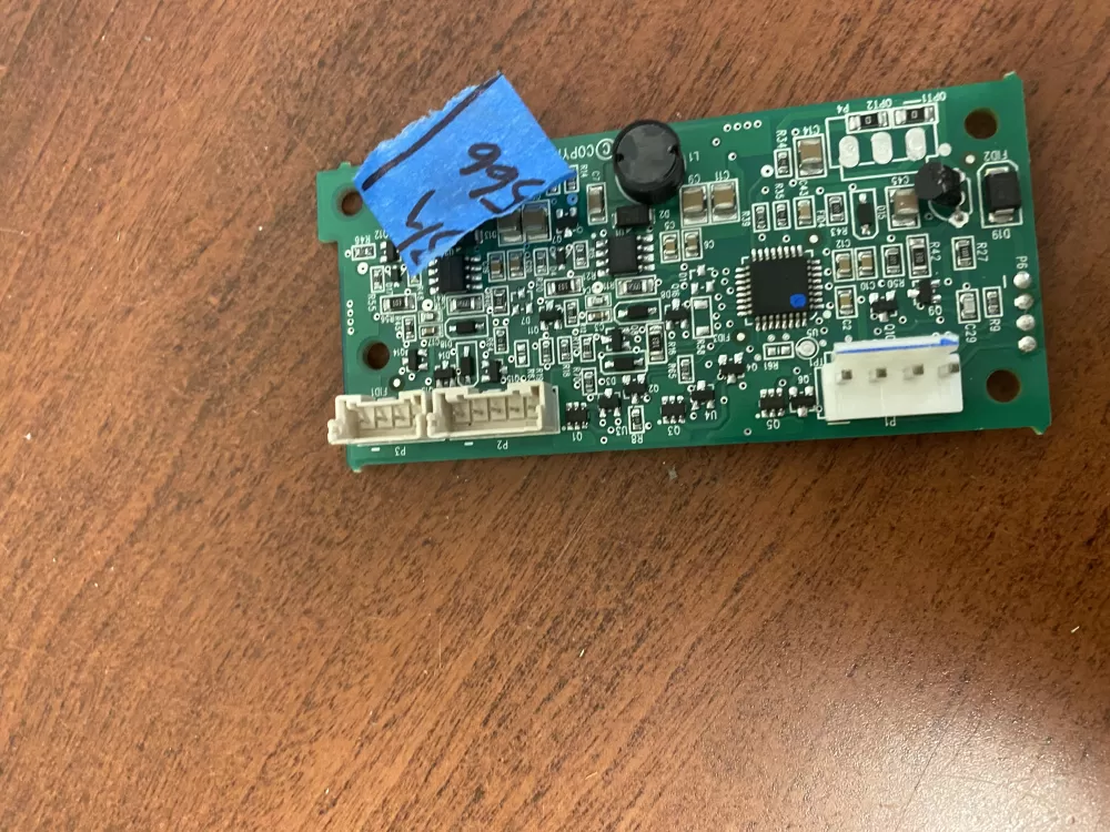 Whirlpool KitchenAid W10676677 Refrigerator Control Board AZ39585 | BK566