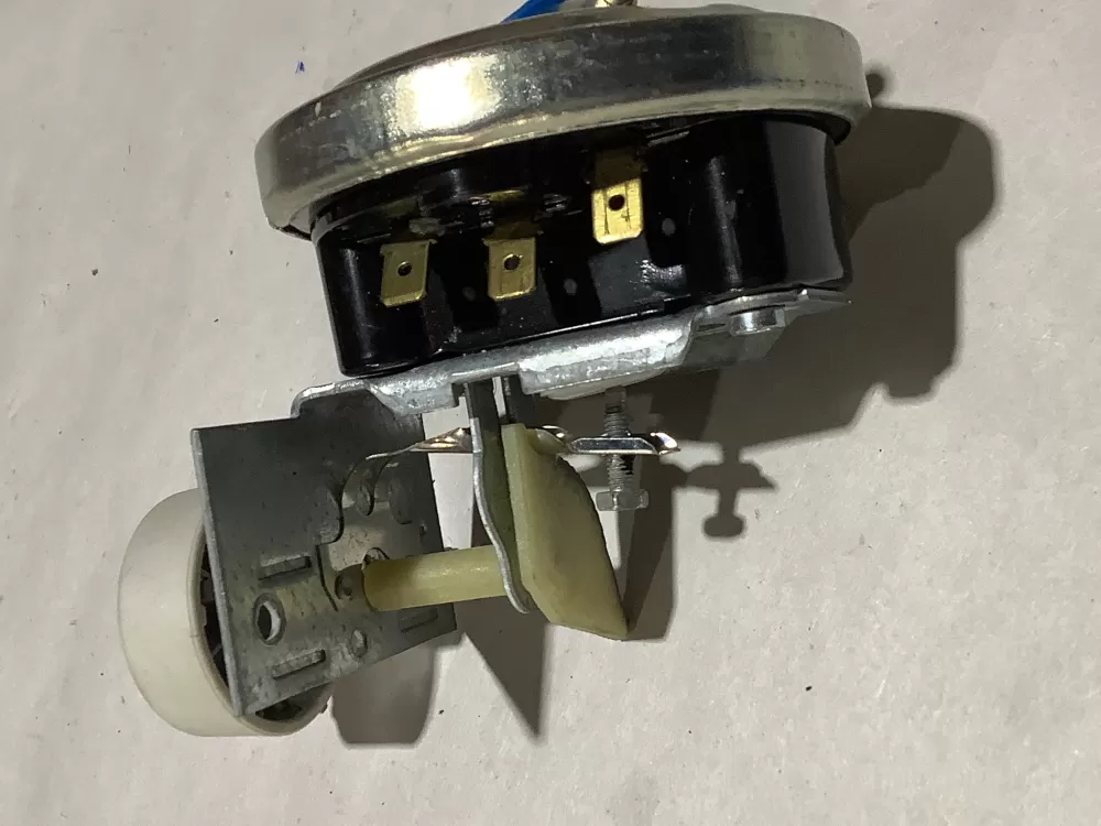 Whirlpool 738 848 2 Washer Water Level Pressure Switch AZ119054 | Sl201