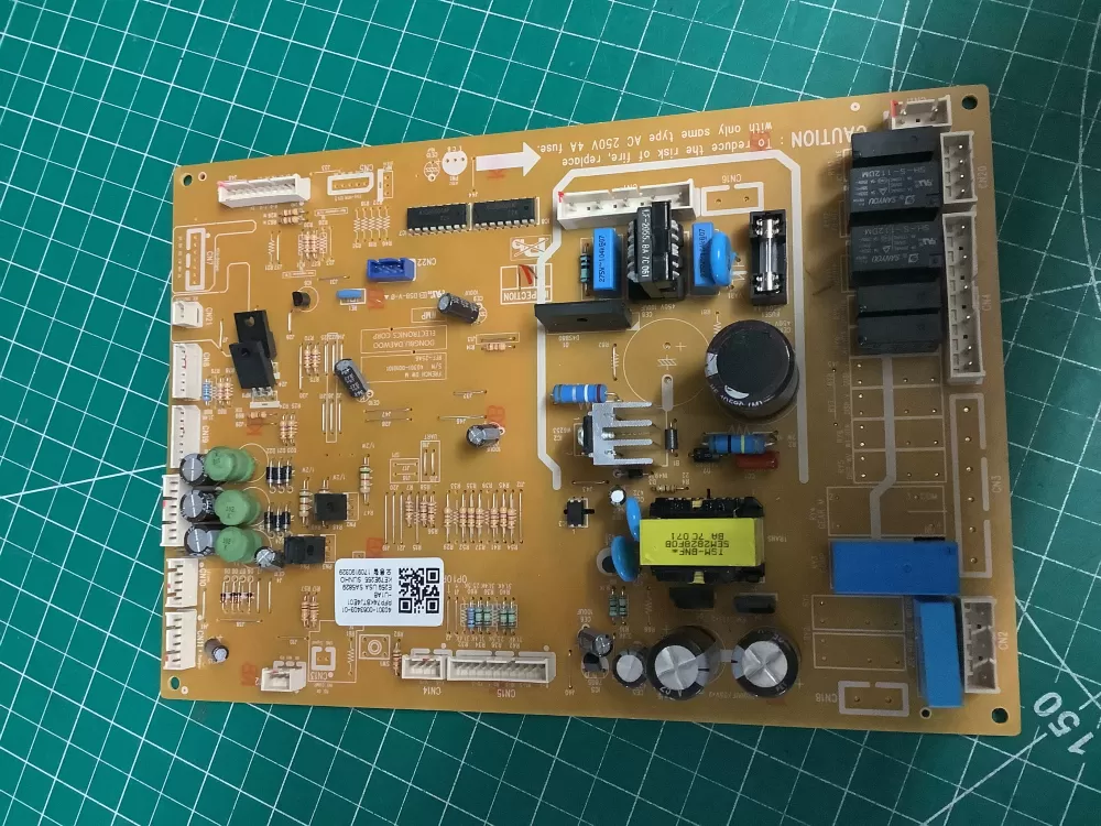 Kenmore 40301-0063403-01 Refrigerator Control Board AZ209483 | AR1585