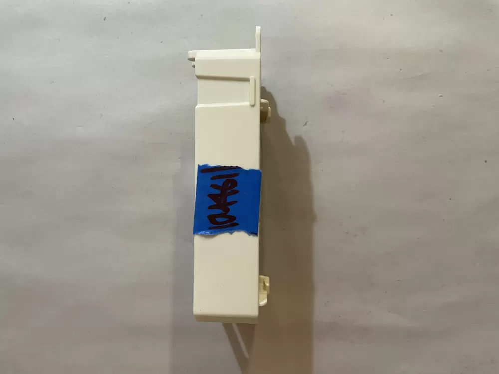 Whirlpool W11176858 B Refrigerator Control Board  AZ166836 | KM461