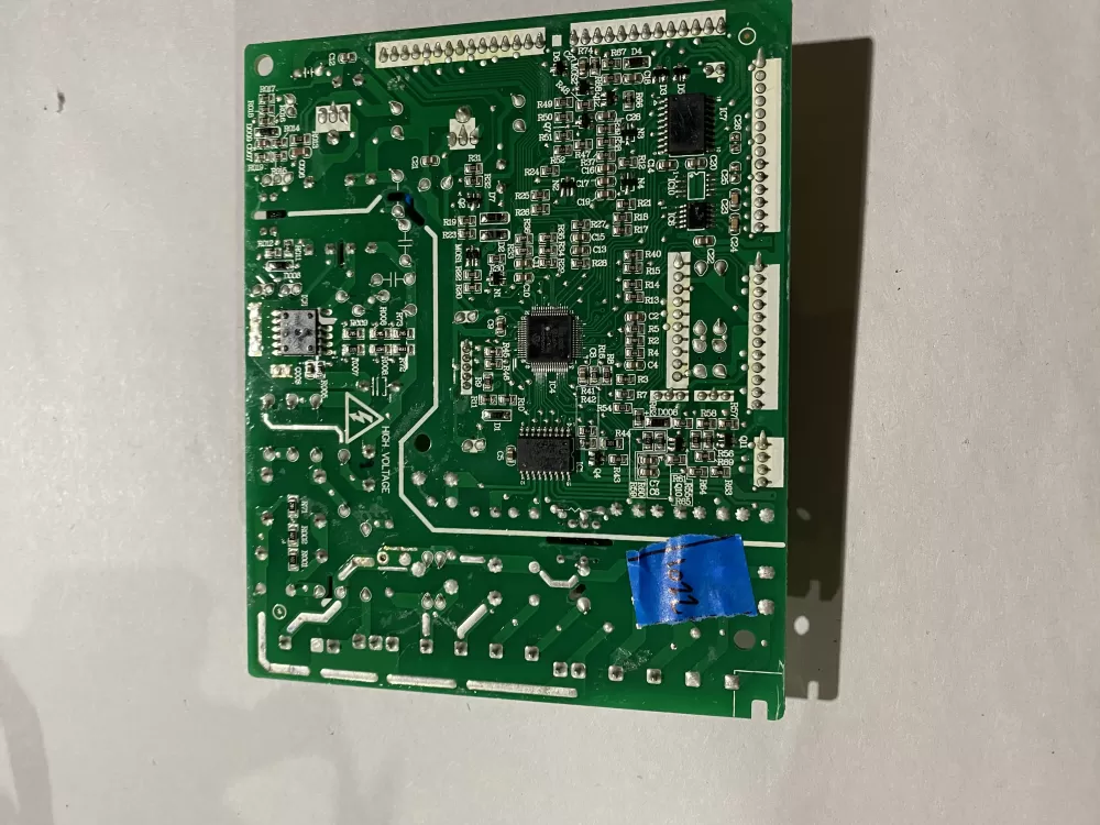 Hisense HG1944484 Refrigerator Control Board AZ189809 | BK2201