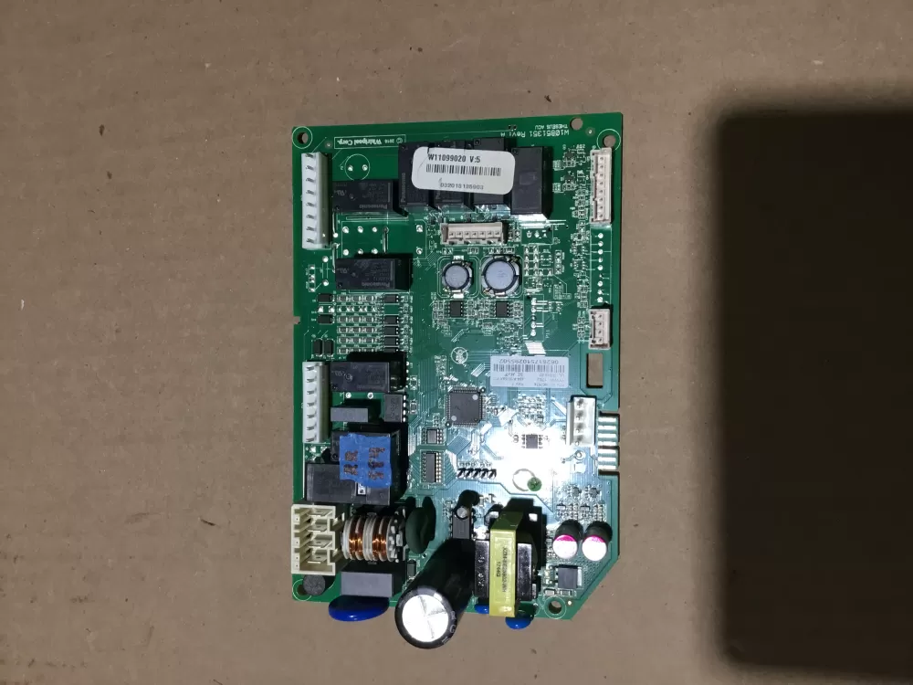 Whirlpool W10867574. W11043763  W11099020 Refrigerator Electronic Control Board