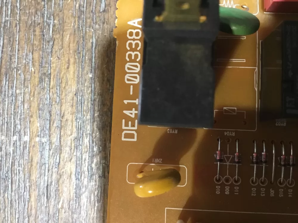 GE DE41 00338A Microwave Control Board AZ52384 | NR1878