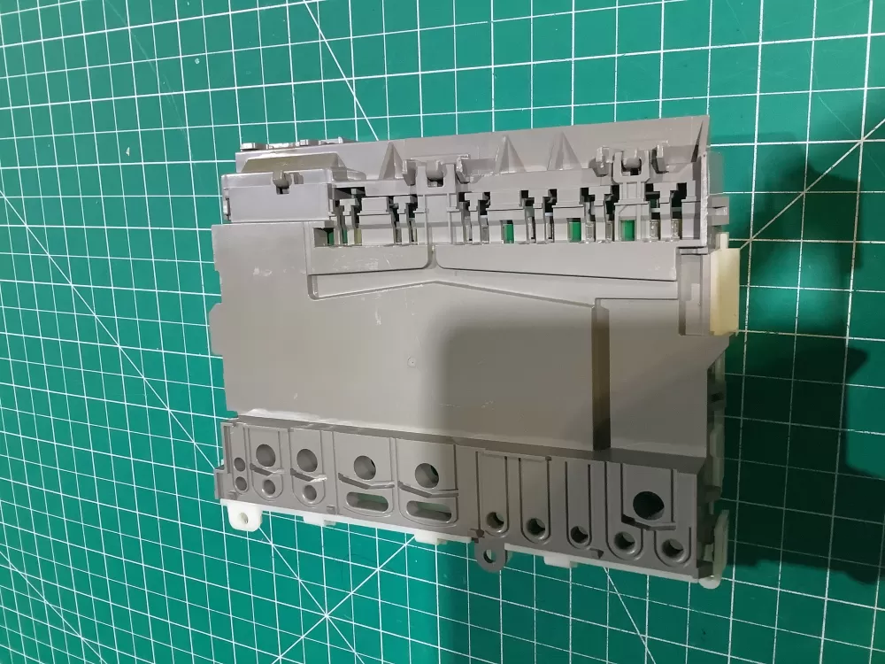 Whirlpool W10650774 W10671752 Dishwasher Control Board AZ143007 | NR2399