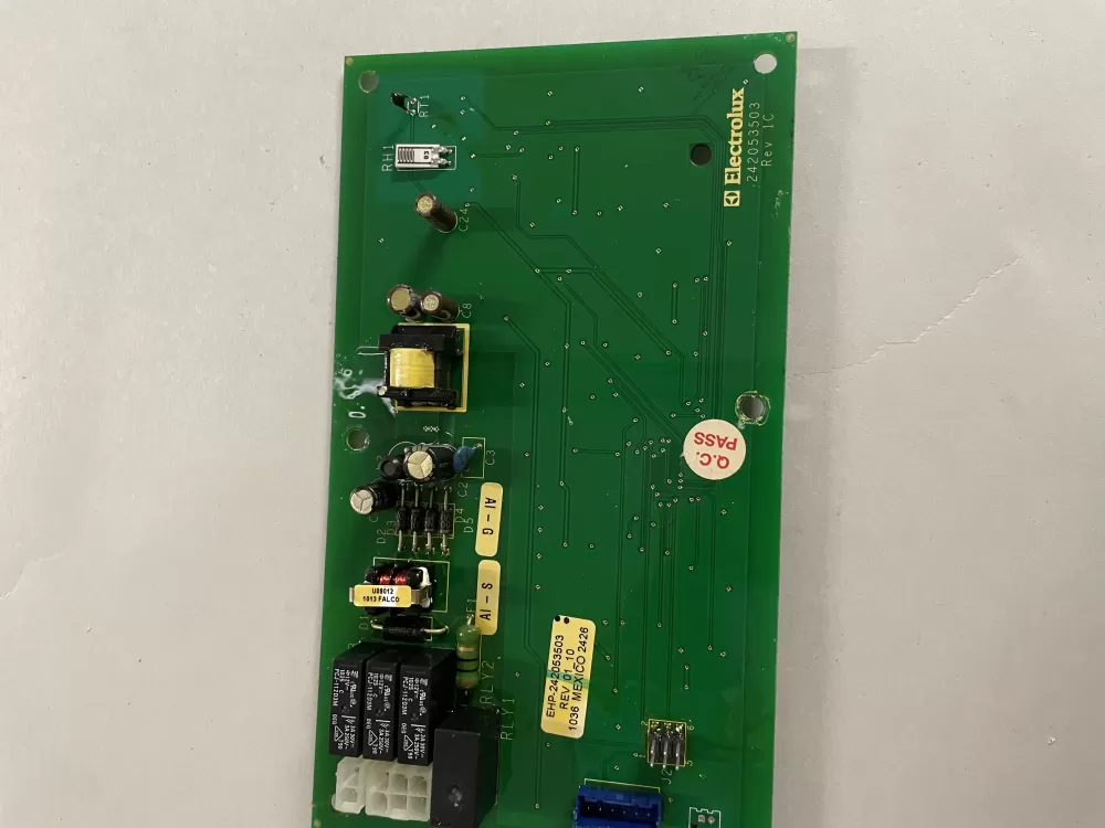Frigidaire EHP-242053503B Refrigerator Control Board AZ138063 | KM2372