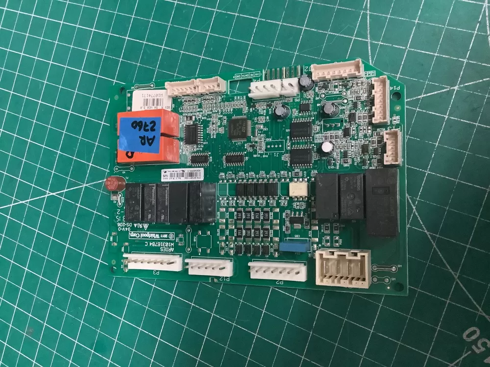 Whirlpool Jenn Air Maytag W10774171 Refrigerator Control Board AZ207422 | AR2760