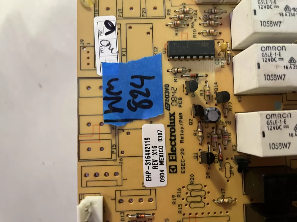 Frigidaire Kenmore 316442119A Range Control Board AZ195769 | Wm824