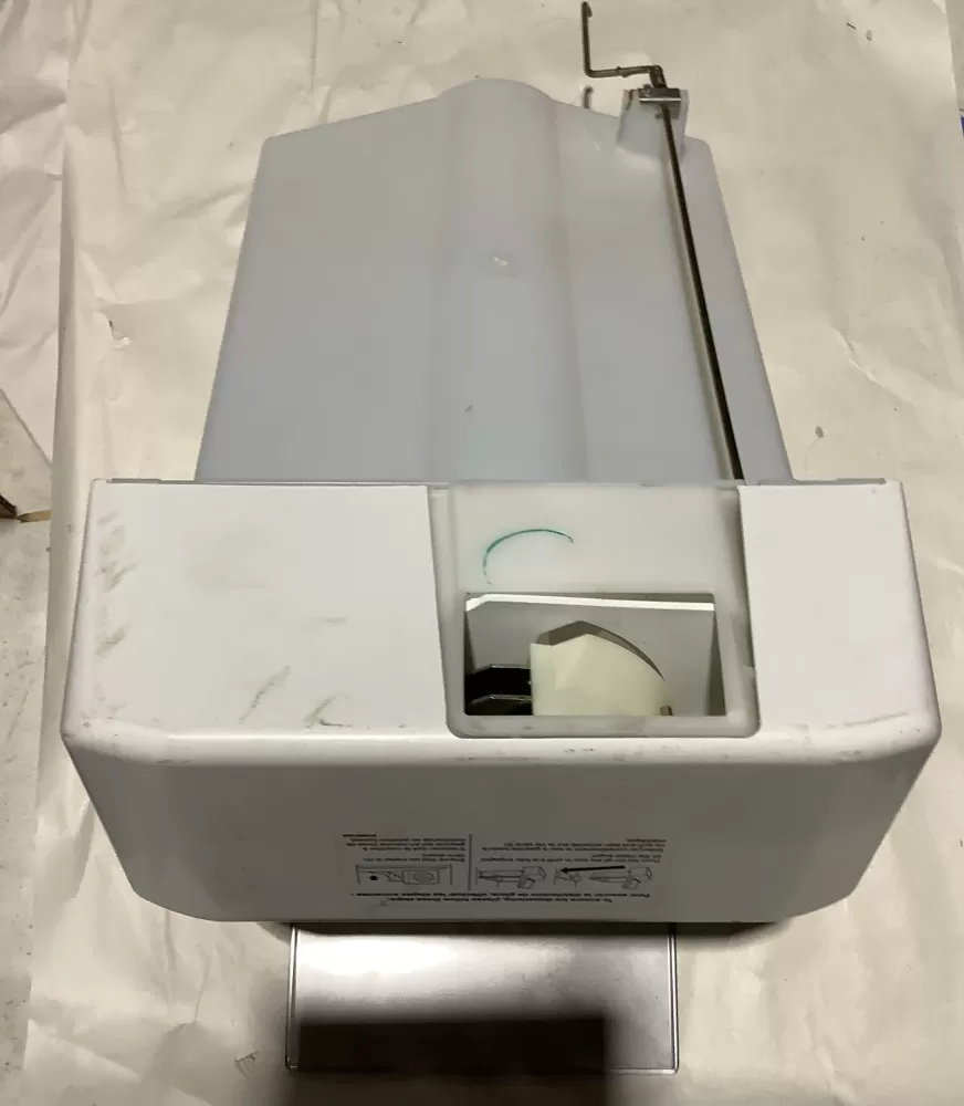 Whirlpool W10659156A Ice Maker Bucket AZ125175 | Sl211