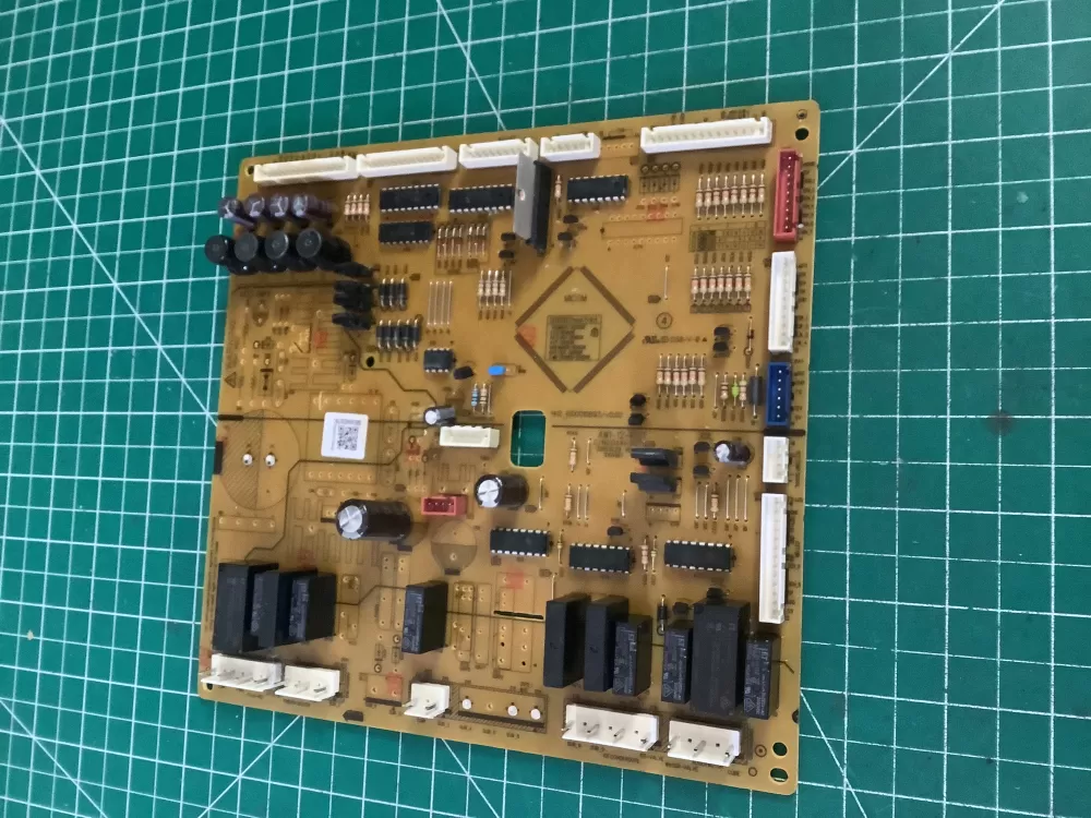 Samsung DA94-02679C Refrigerator Control Board AZ178825 | NR2667