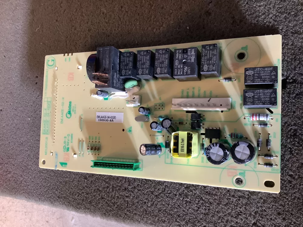 GE MD12001LB Microwave Control Board  AZ110685 | NR545