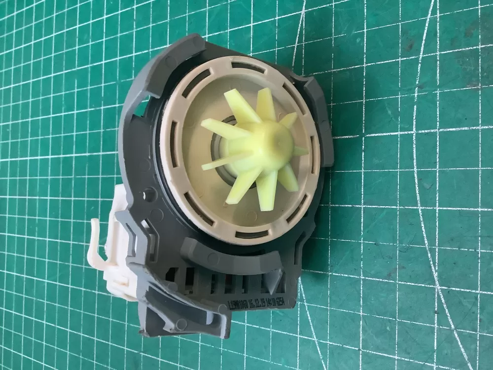 Whirlpool W10724439 Dishwasher Water Drain Pump Motor AZ213555 | SLA167