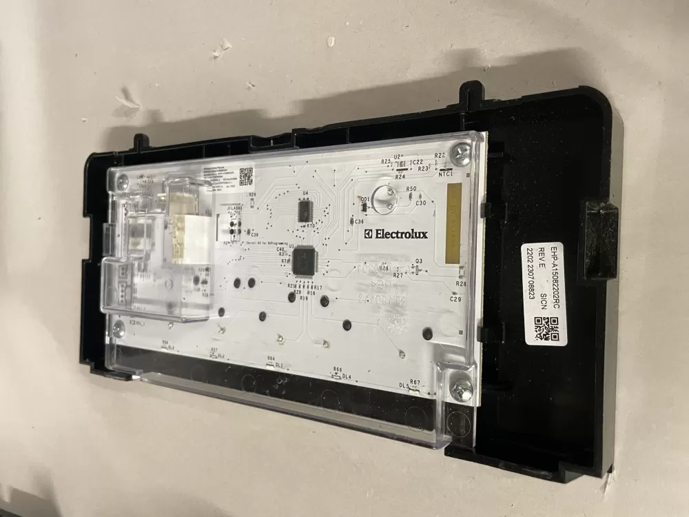 A15082202 Frigidaire Board - Control