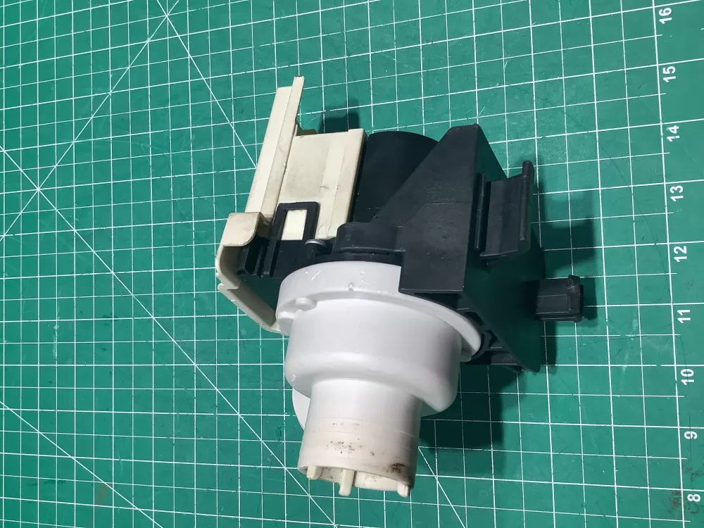 Frigidaire 90e A00126401 Dishwasher Drain Pump AZ142156 | SL271
