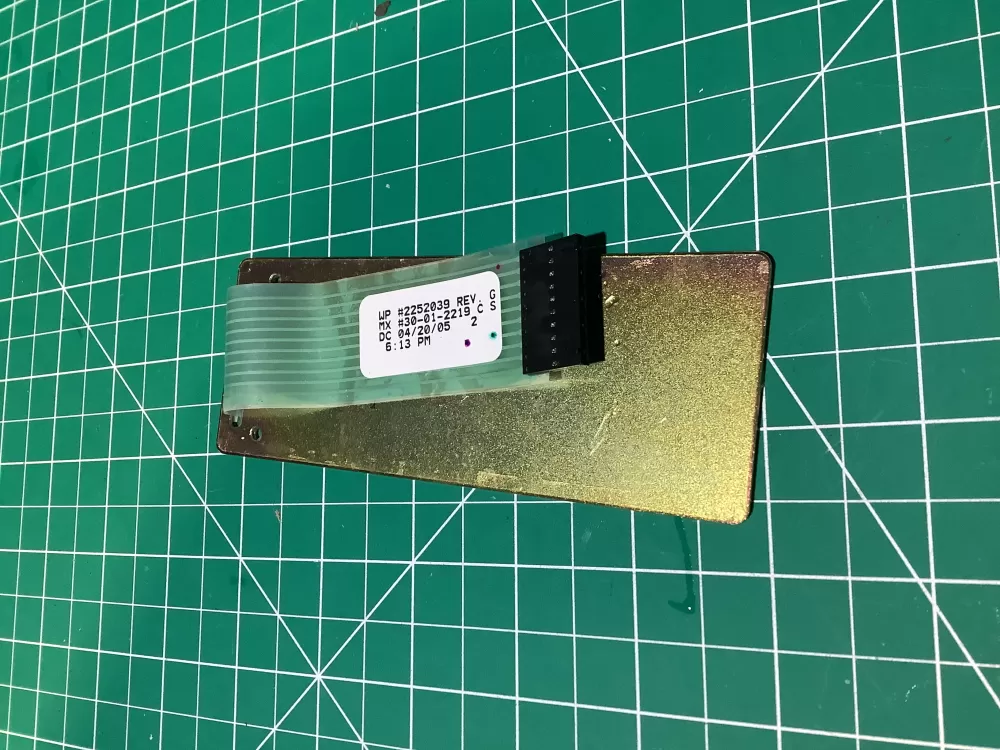 KitchenAid 2252039 Refrigerator Control Board Dispenser AZ129481 | NR2322