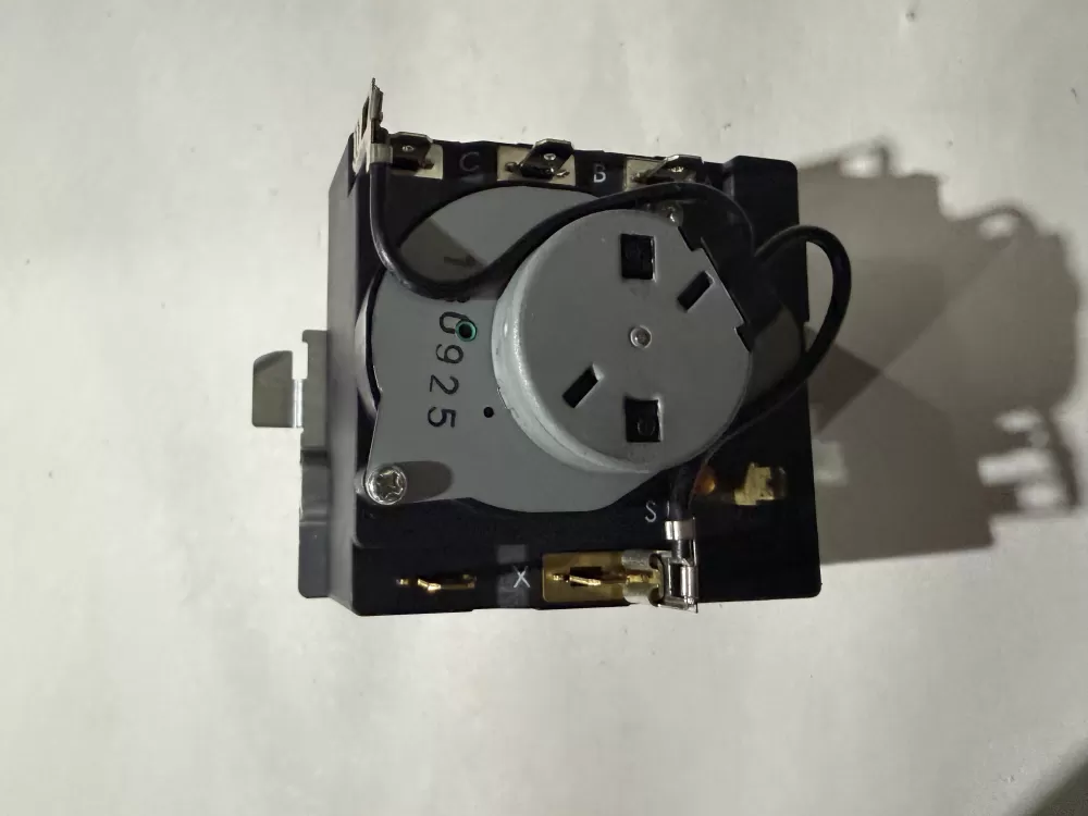 Hotpoint General Electric WE4M364 WE4M533 Dryer Timer AZ225446 | KM2588