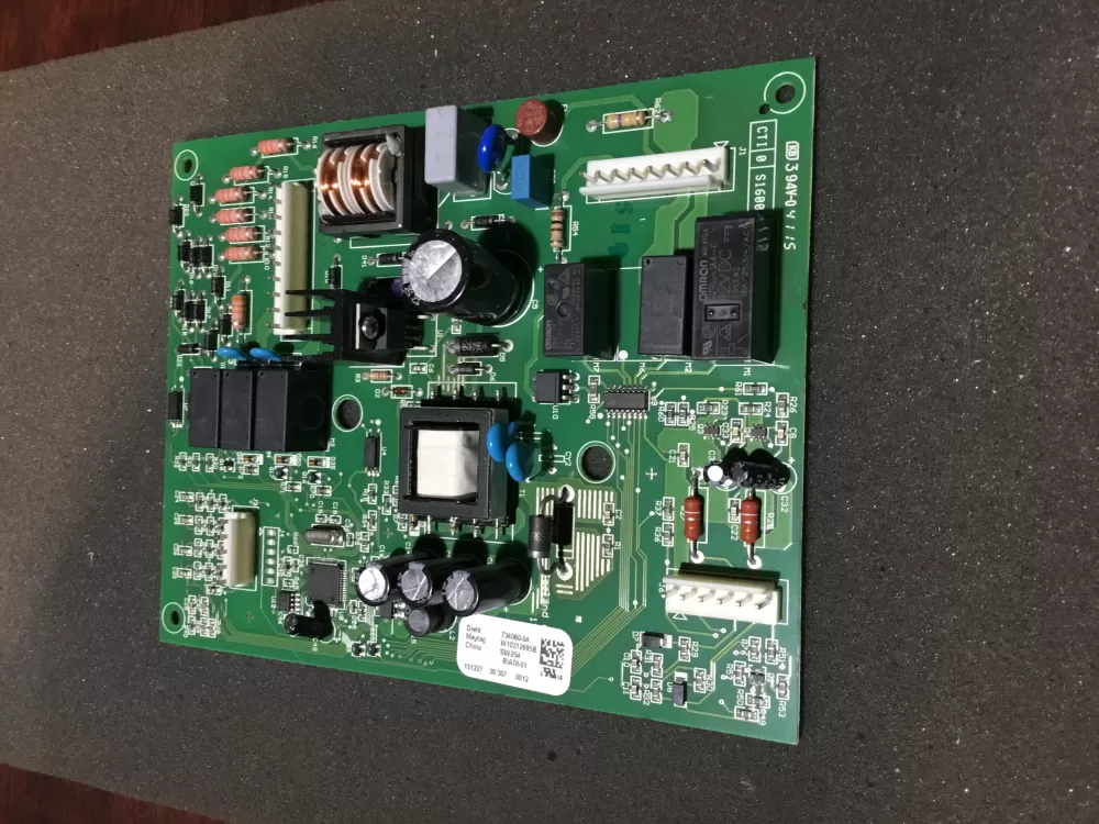 Whirlpool Maytag W10312695B Refrigerator Control Board AZ78233 | NR634