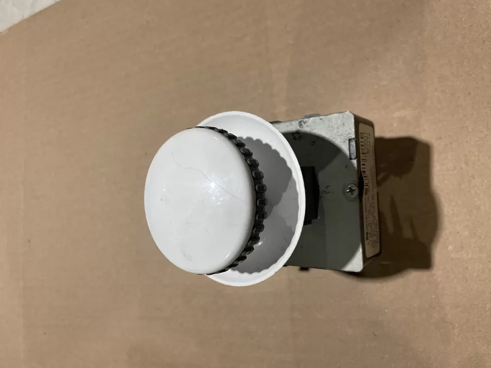 Whirlpool Maytag Magic Chef Admiral 2202150 Dryer Timer AZ84685 | Wm104