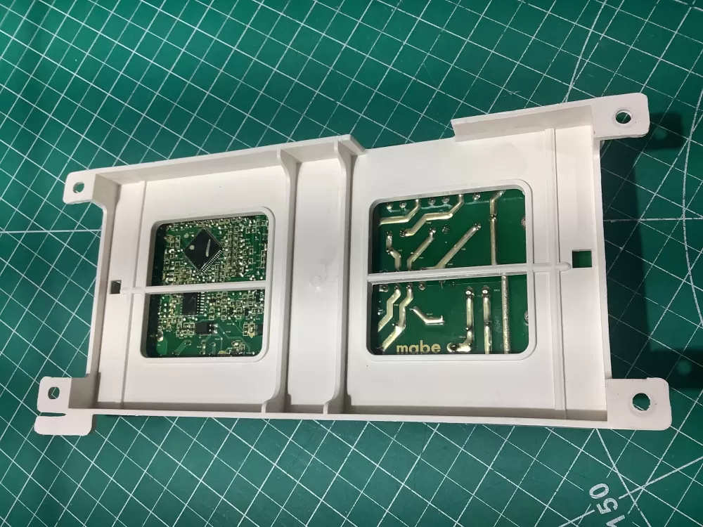 GE  Hotpoint WCC101K  234D2417G001R001 Washer Control Board