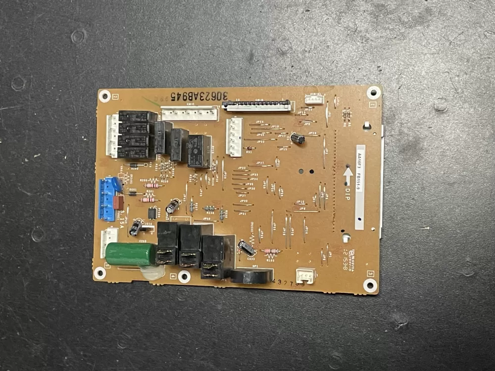 Microwave 30623AB945 Control Board AZ13712 | 723