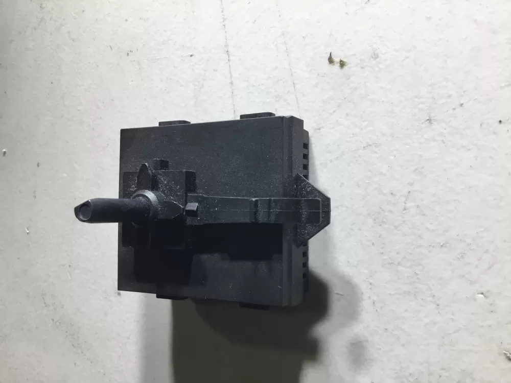Whirlpool  Kenmore  Amana AP6016496 W10113058 W10184148 WPW10184148 PS11749784 Washer Temperature Switch