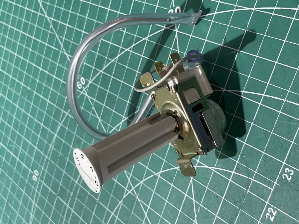 GE WR09X10027 Refrigerator Thermostat Cold Control AZ192960 | Wm377