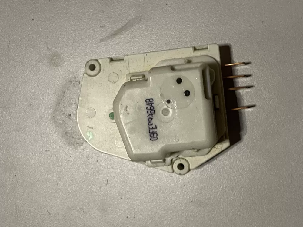 Whirlpool Kenmore W10822278 Refrigerator Defrost Timer AZ30727 | WM200