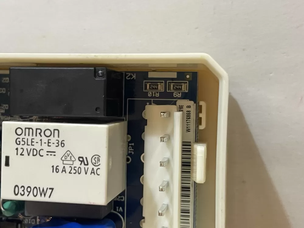 Whirlpool W11176858 B Refrigerator Control Board  AZ166836 | KM461