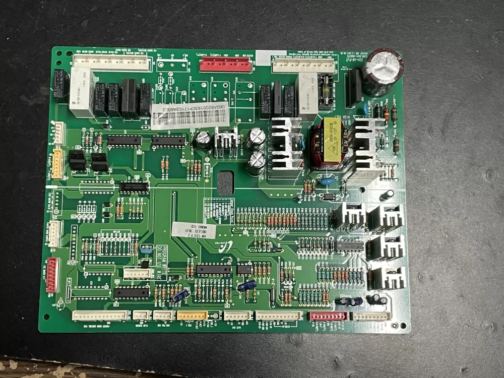 Samsung DA92-00163C Refrigerator Control Board AZ13669 | 725