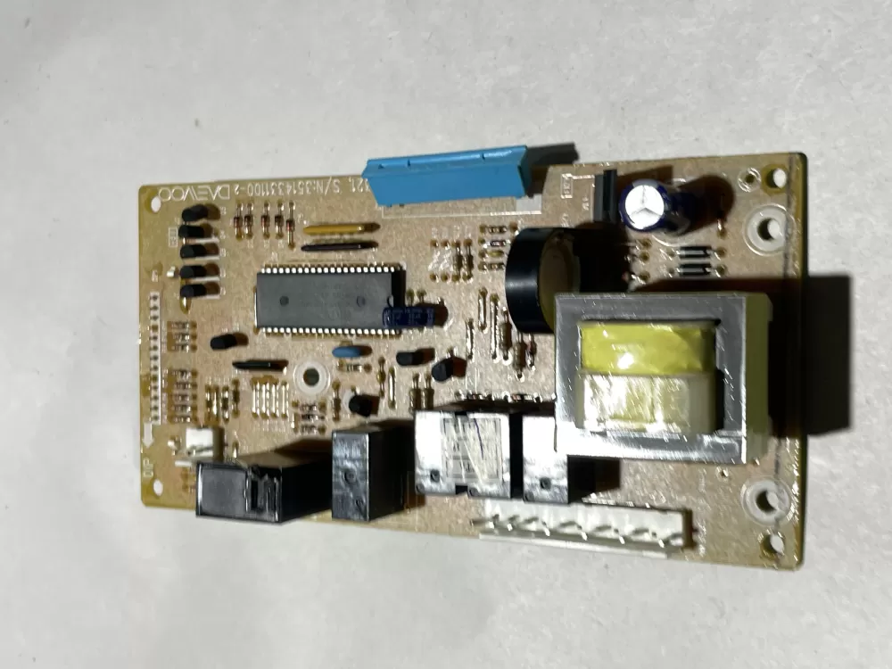 Magic Chef  3514331100-2 Microwave Control Board