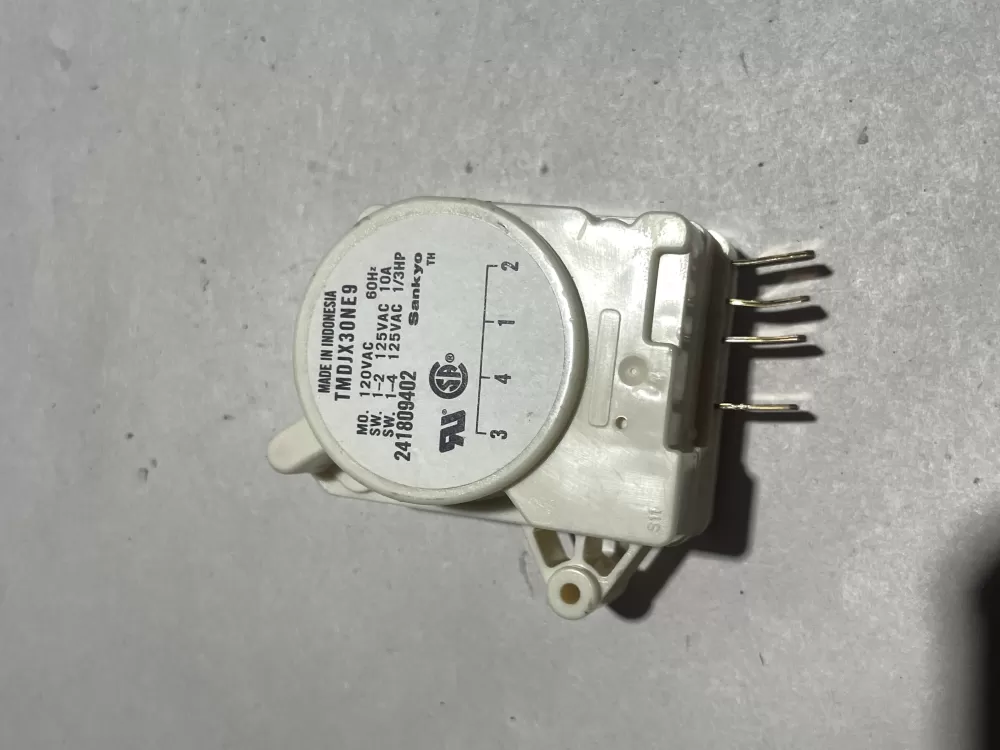 Frigidaire Kenmore 215846604 Refrigerator Defrost Timer AZ137908 | Wm2370