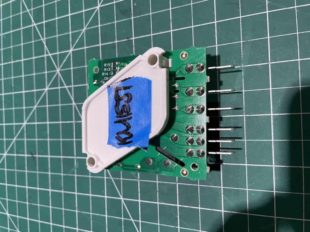 Whirlpool Kenmore 6105013 Refrigerator Control Board AZ132777 | KM1537