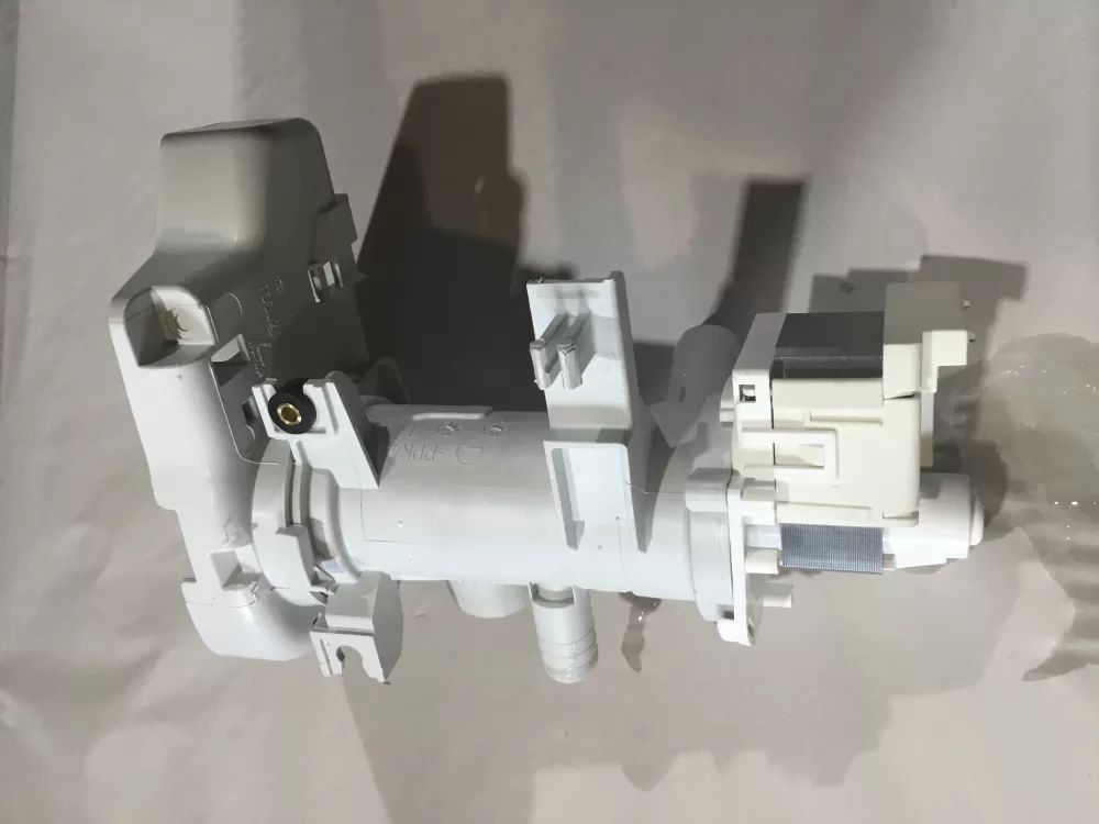 Frigidaire Washer Drain Pump Assembly A06487002 AZ101657 | Sl103