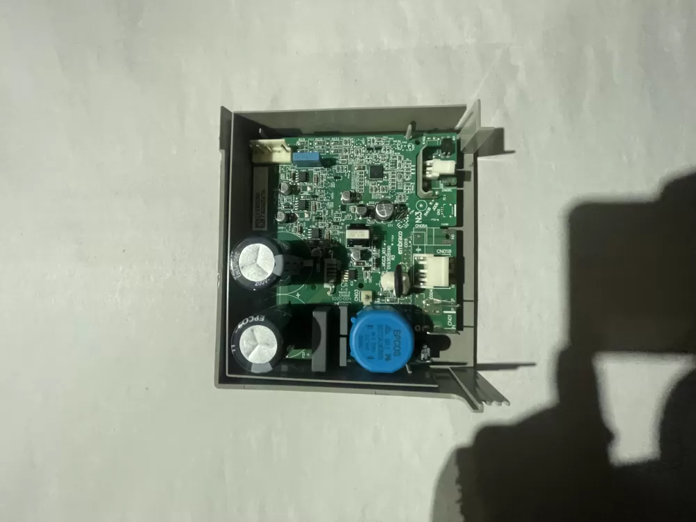 Whirlpool 519308356  VCC3 1156 X7 Refrigerator Inverter Board