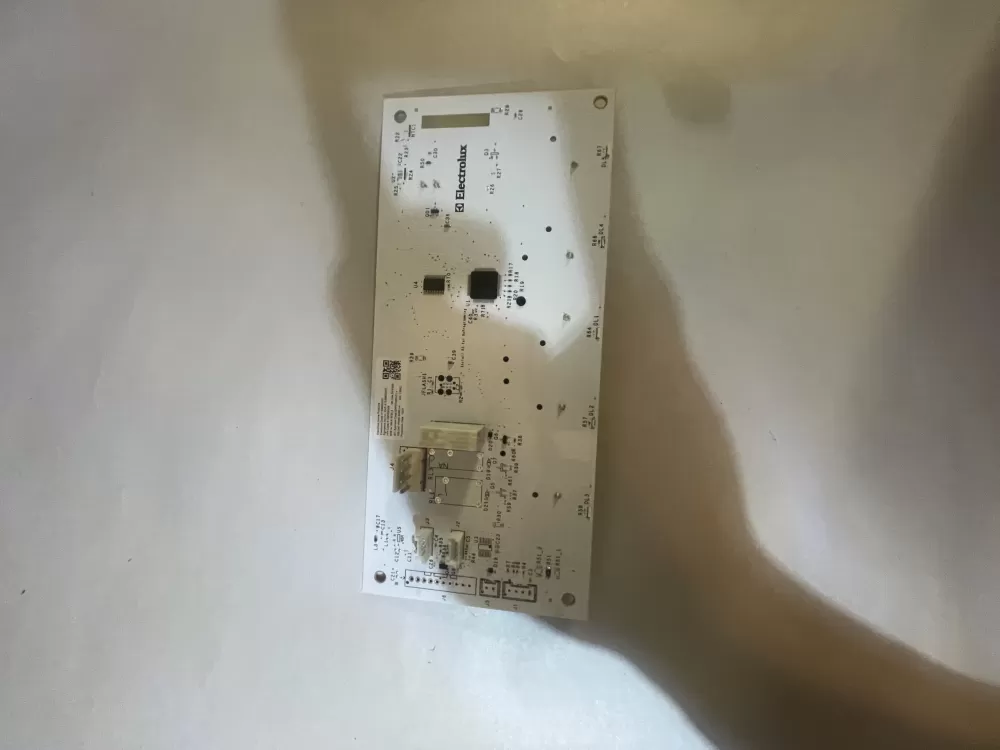 Frigidaire 5304526015 A15389502 Refrigerator Control Board AZ189677 | KM1228