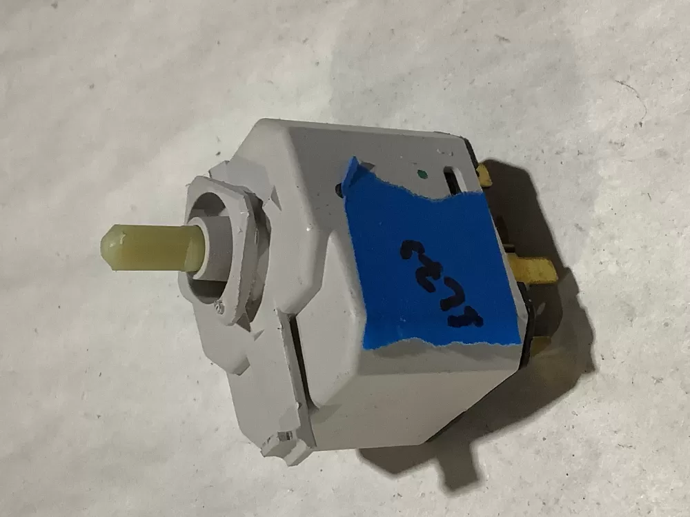 Crosley  Kenmore  Maytag  Whirlpool W10117655 WPW10117655 Dryer Crosley Control Board Start Switch