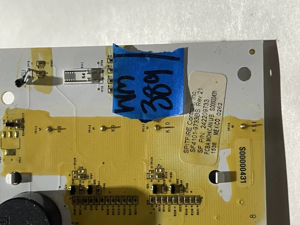 Electrolux 242209733 Refrigerator Display Control Board AZ200639 | Wm389