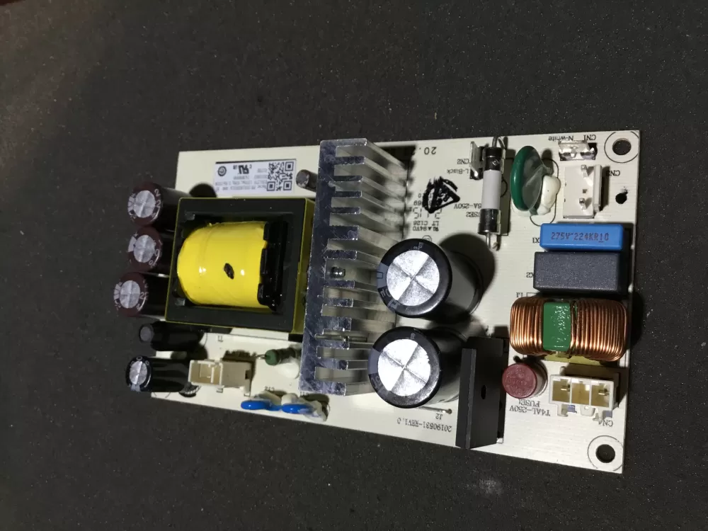 Haier 0061800501A Refrigerator Main Control Board AZ89913 | NR762