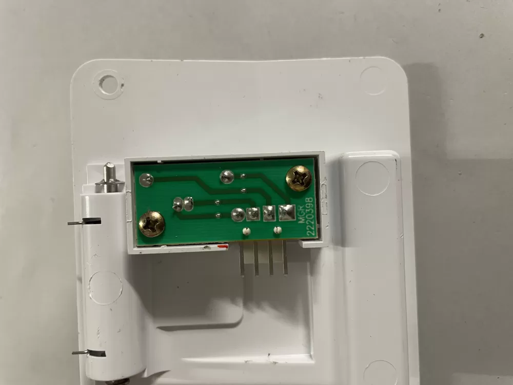 Whirlpool W10757851 4389102 Refrigerator Ice Control Board AZ140595 | KM1072