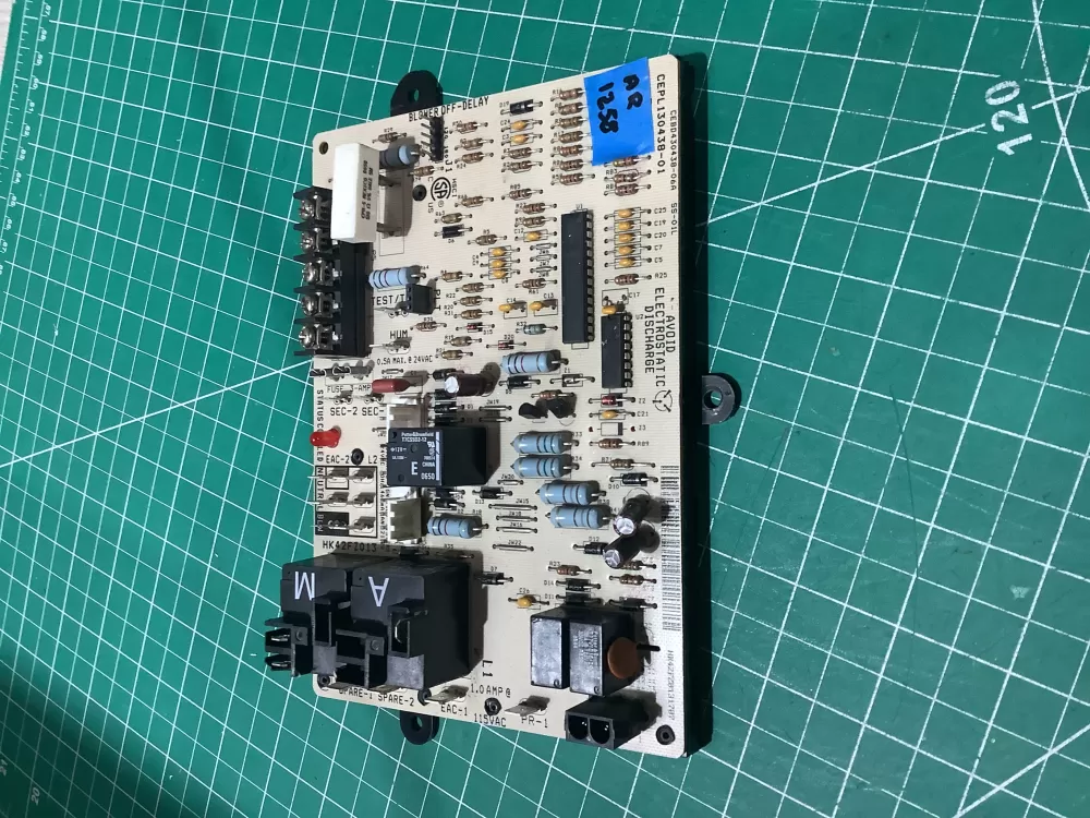 Carrier Bryant CEPL130438-01 Furnace Circuit Control Board AZ190520 | AR1258