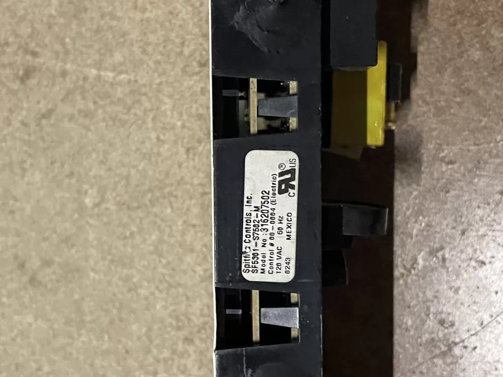 Frigidaire Kenmore AP3672811 1863345 Range Control Board AZ26118 | KM80