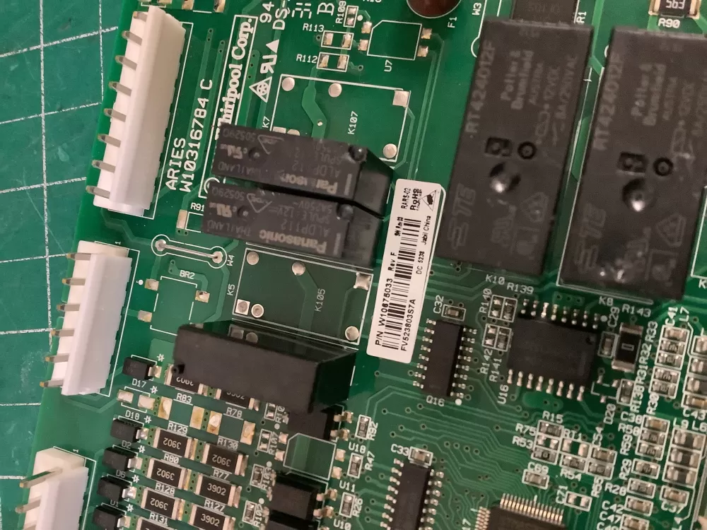 Whirlpool W10675033 W10801162 Refrigerator Control Board AZ184785 | NR2671