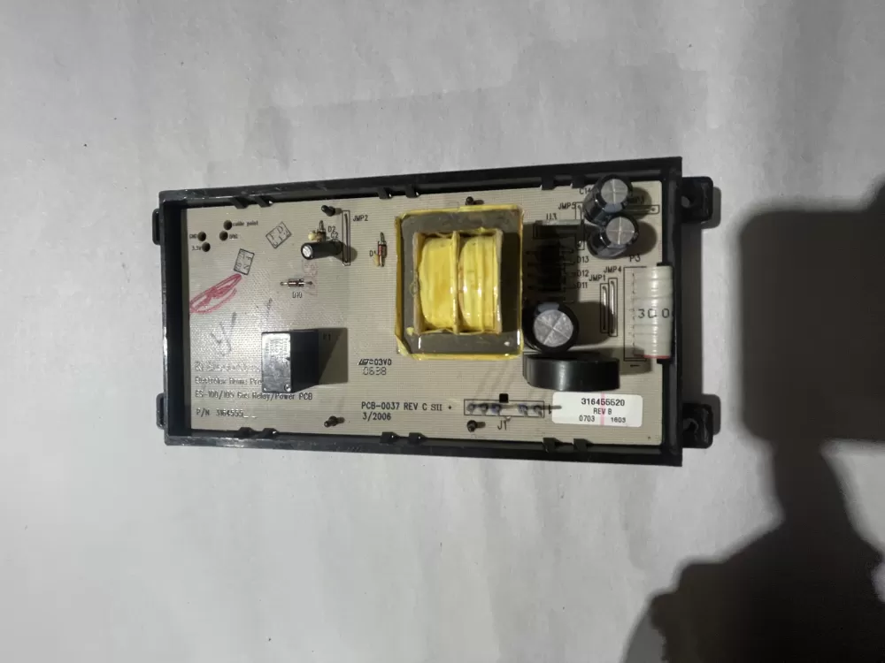 Frigidaire oven control board 31645520 AZ198147 | KM2739