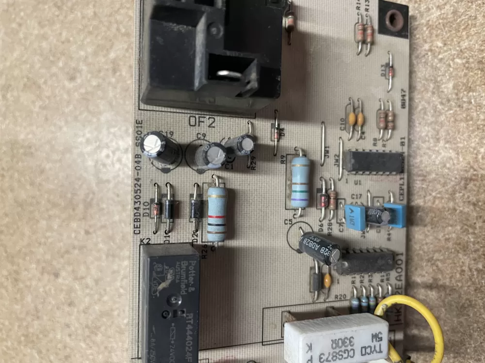 Carrier Bryant Hk32ea001 Cepl130524 01 Furnace Control Board AZ15541 | KM960