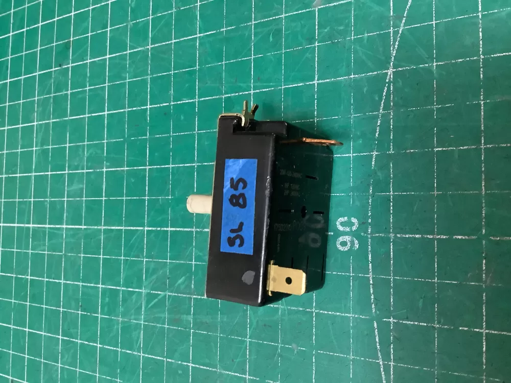 GE 175D2315P009 WE4X881 Dryer Control Board Switch AZ224286 | SL85
