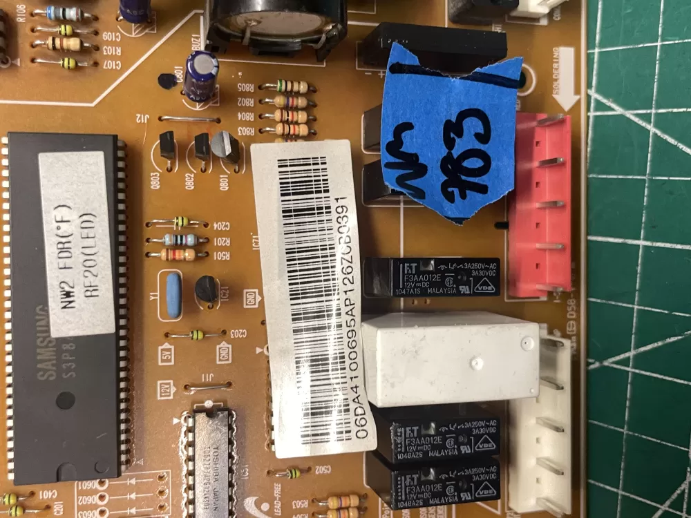 Samsung DA41-00695A Refrigerator Control Board AZ212869 | Wm783